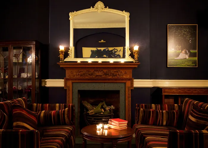 Hallmark Hotel Llyndir Hall, Chester South